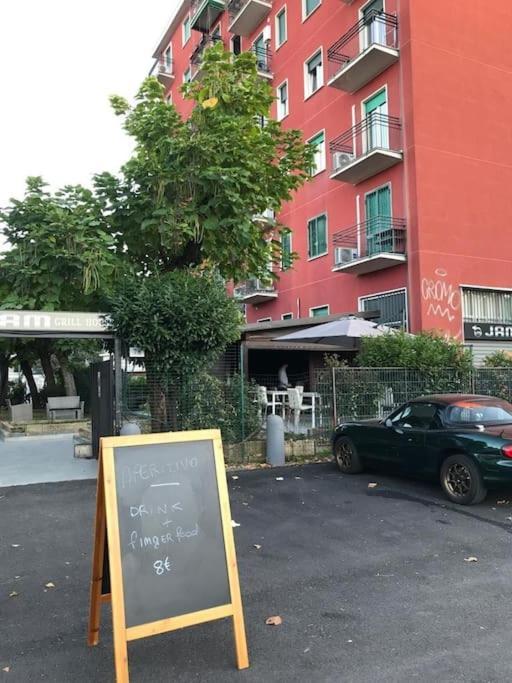 Appartamento Incantevole: Milano Buitenkant foto